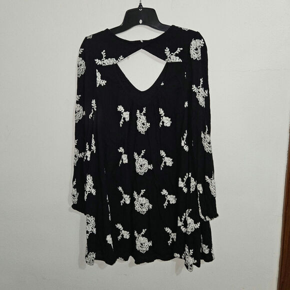 Free People Emma Print Black + White Embroidered Long Sleeve Mini Dress Size S - Picture 3 of 8